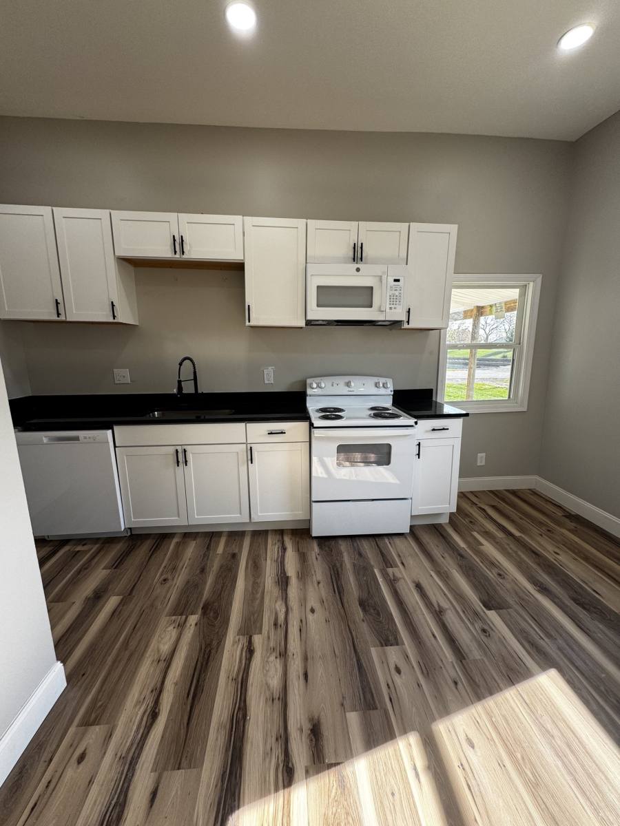 Apartment for rent at 118 Bank St #B, Rushsylvania, OH 43347