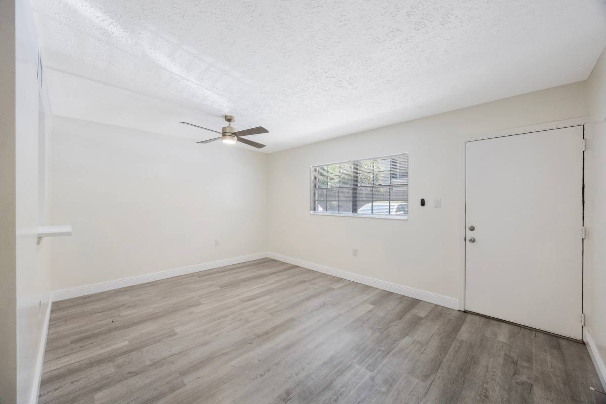 Apartment for rent at 3111 W Horatio St #205, Tampa, FL 33609