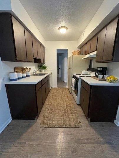 Apartment for rent at 1306 W Michigan Ave #6, Battle Creek, MI 49037