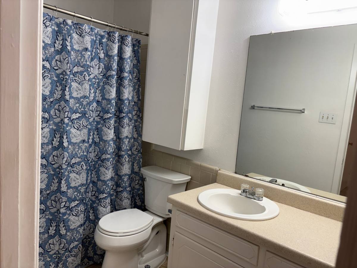 Apartment for rent at 5355 Wonder Dr, Fort Worth, TX 76133