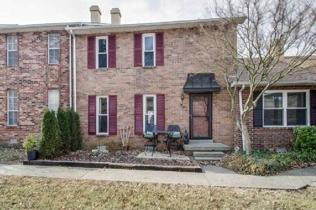 Townhouse for rent at 388 Huntington Ridge Dr, Nashville, TN 37211