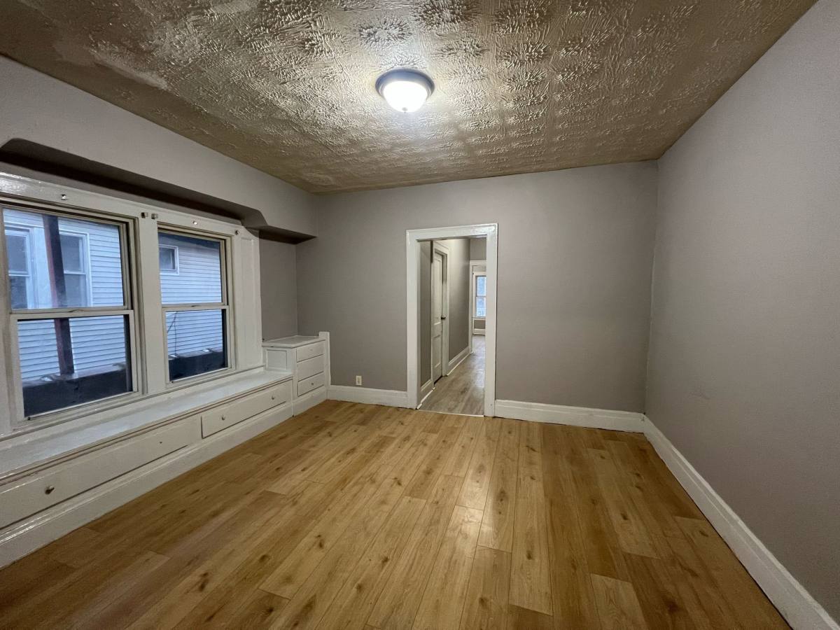 Apartment for rent at 3362 E 145th St #2, Cleveland, OH 44120
