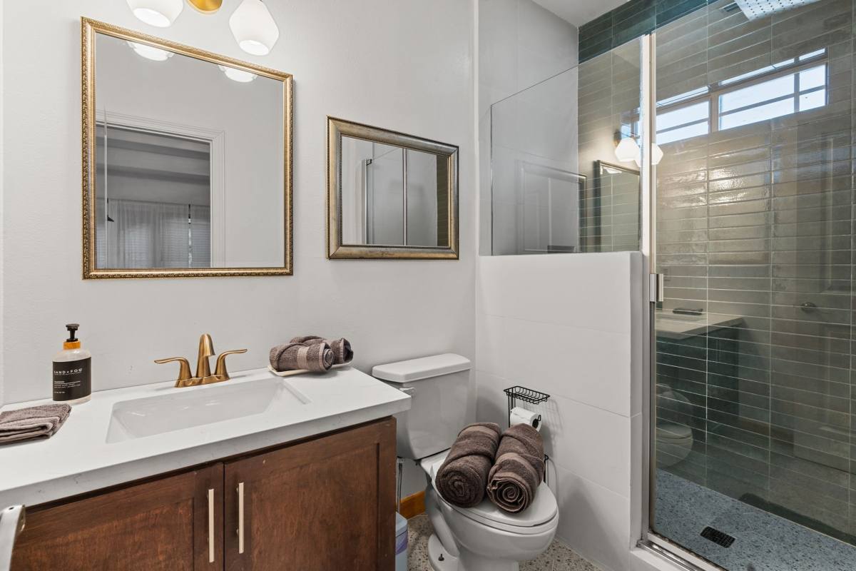 Townhouse for rent at 3002 S L Lane #4, McAllen, TX 78503
