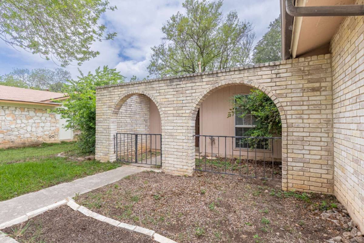 House for rent at 8127 Babe Ruth St, San Antonio, TX 78240