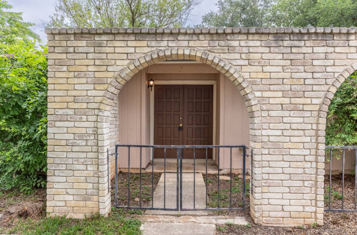 House for rent at 8127 Babe Ruth St, San Antonio, TX 78240