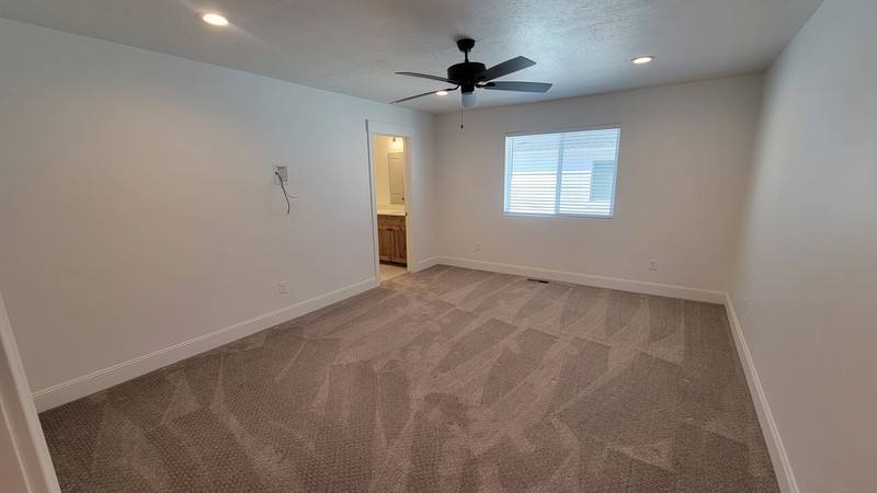 Townhouse for rent at 2112 W Redfox Way, Ogden, UT 84401