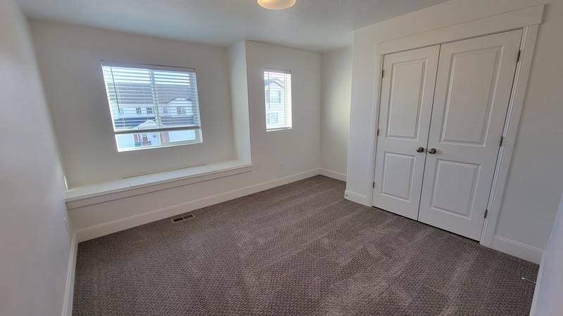 Townhouse for rent at 2112 W Redfox Way, Ogden, UT 84401