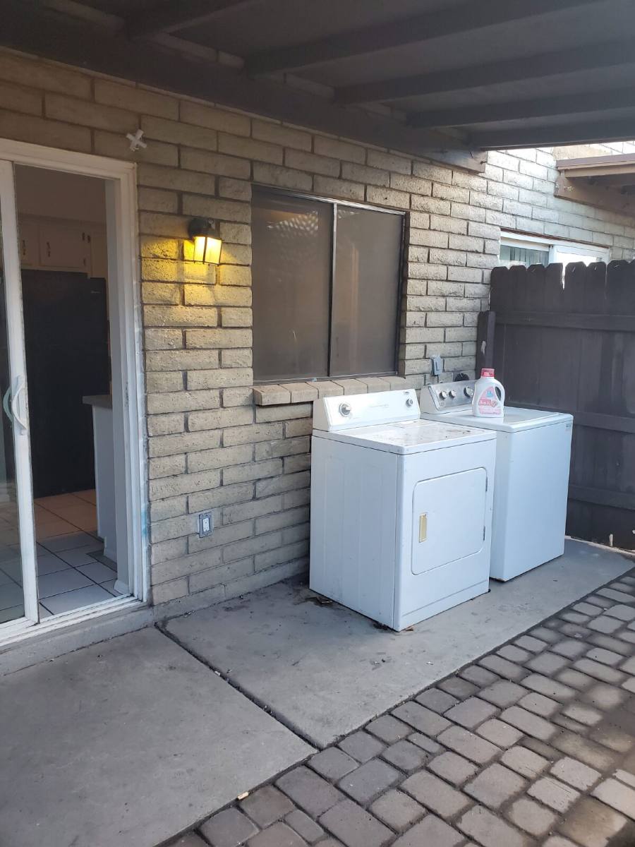 Townhouse for rent at 9228 N 7th Ave #2, Phoenix, AZ 85020
