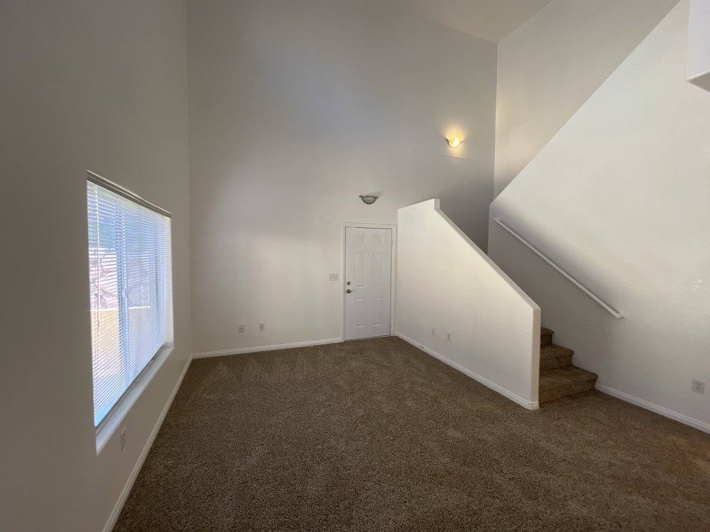 Townhouse for rent at 4915 E Russell Rd #142 Bldg8, Las Vegas, NV 89120