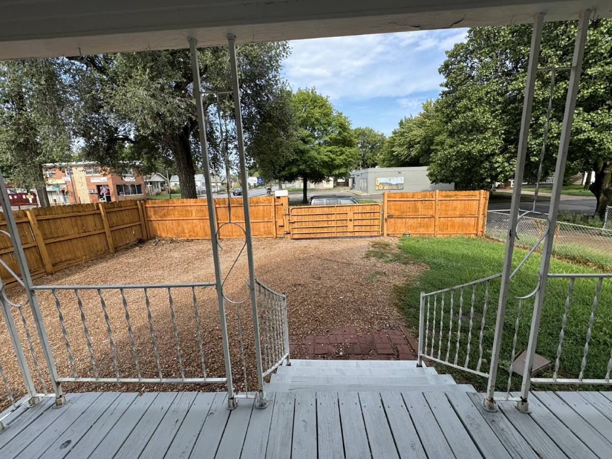 House for rent at 1556 S Palisade St, Wichita, KS 67213