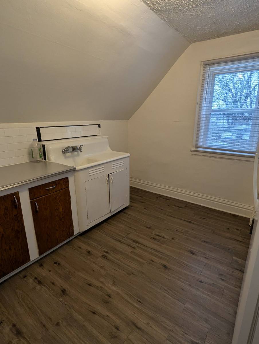 Townhouse for rent at 40 Princeton Place, Buffalo, NY 14210