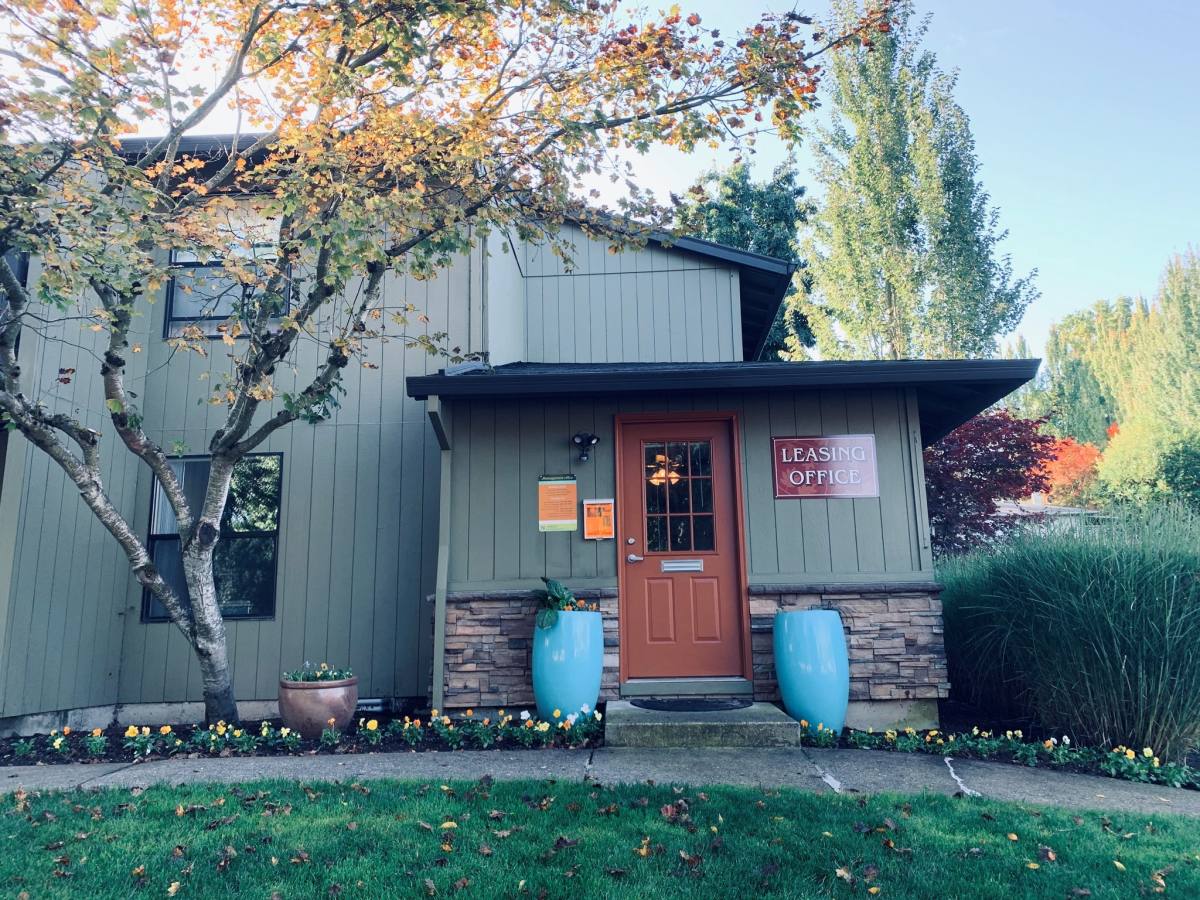 Apartment for rent at 19655 SW 65th Ave, Tualatin, OR 97062