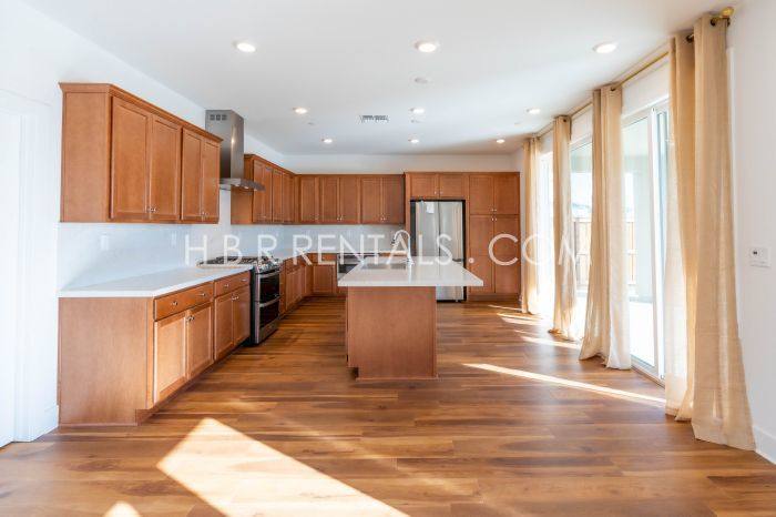 House for rent at 2752 Tribune St, Lathrop, CA 95330