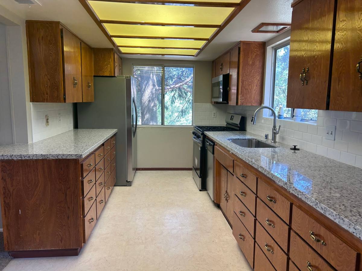 House for rent at 398 Dunant, Crestline, CA 92325