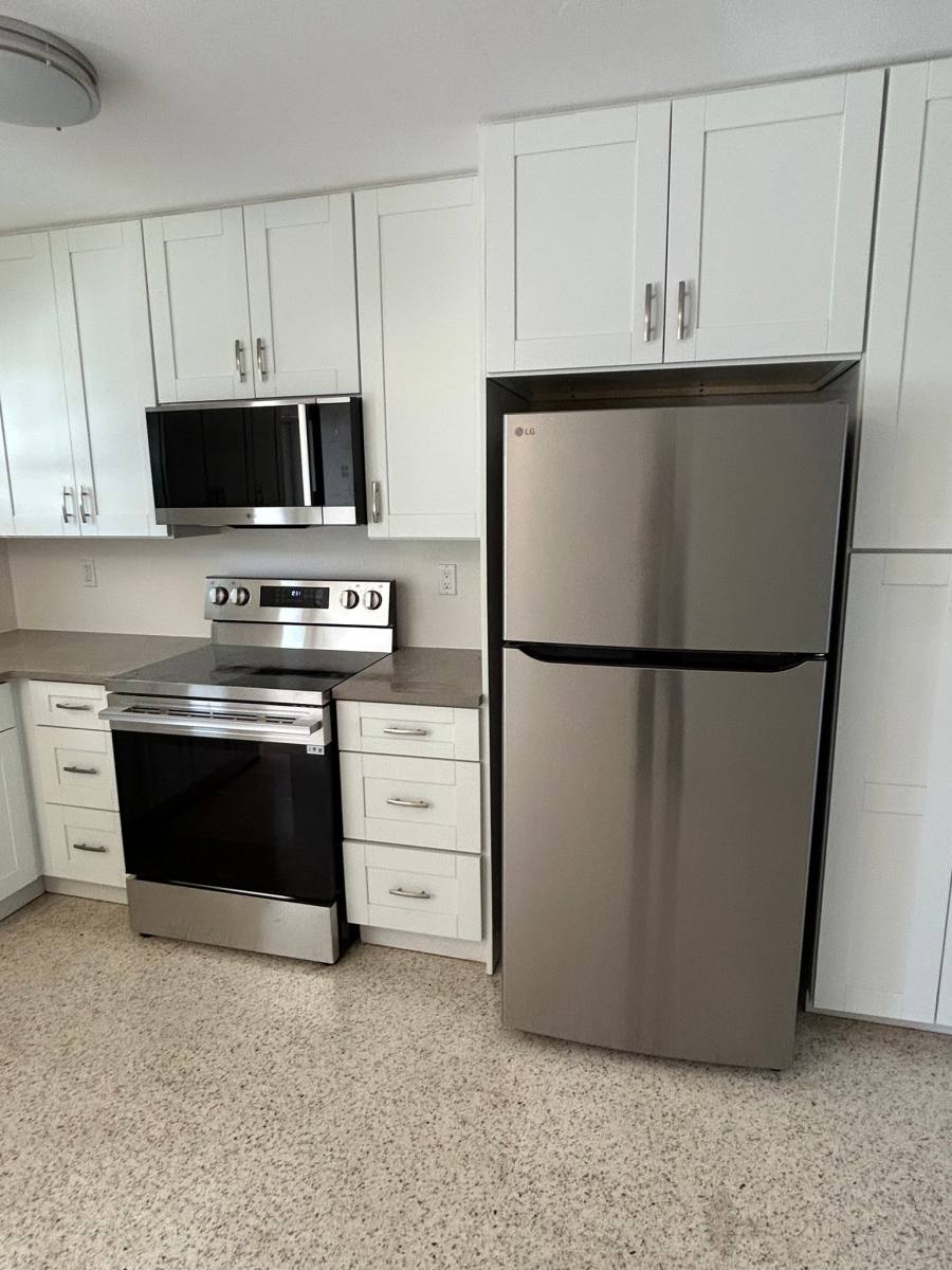 Apartment for rent at 2155 Wood St #A6, Sarasota, FL 34237