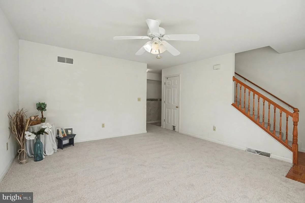 Townhouse for rent at 239 G St, Carlisle, PA 17013