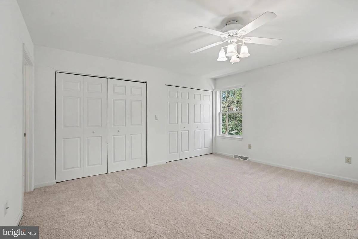 Townhouse for rent at 239 G St, Carlisle, PA 17013