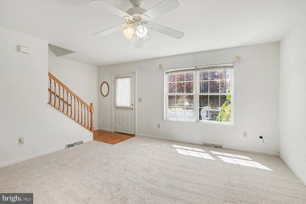 Townhouse for rent at 239 G St, Carlisle, PA 17013