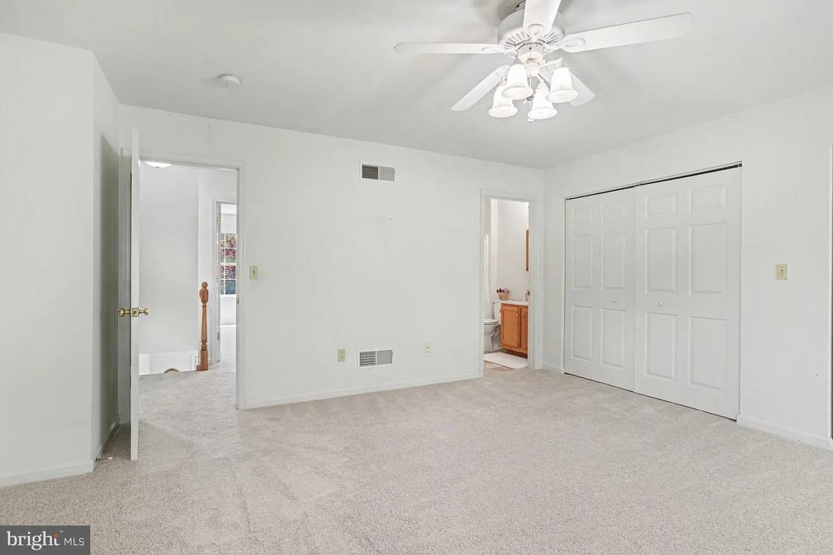 Townhouse for rent at 239 G St, Carlisle, PA 17013