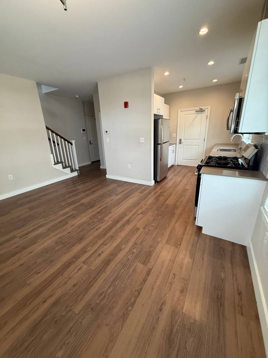 Apartment for rent at 10 Myrtle St #2A, Lincoln, MA 01773
