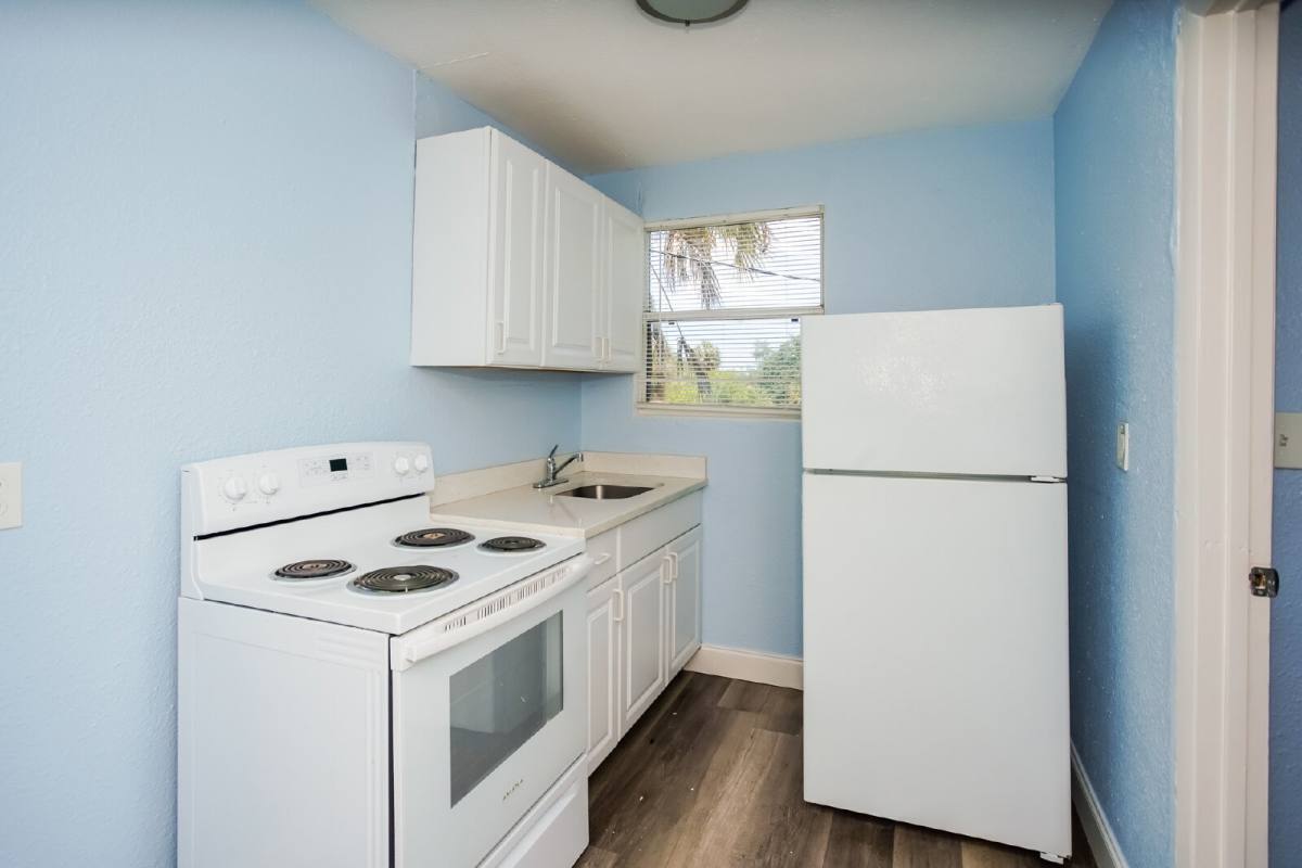 Apartment for rent at 2601 18th Ave S #B, Saint Petersburg, FL 33712
