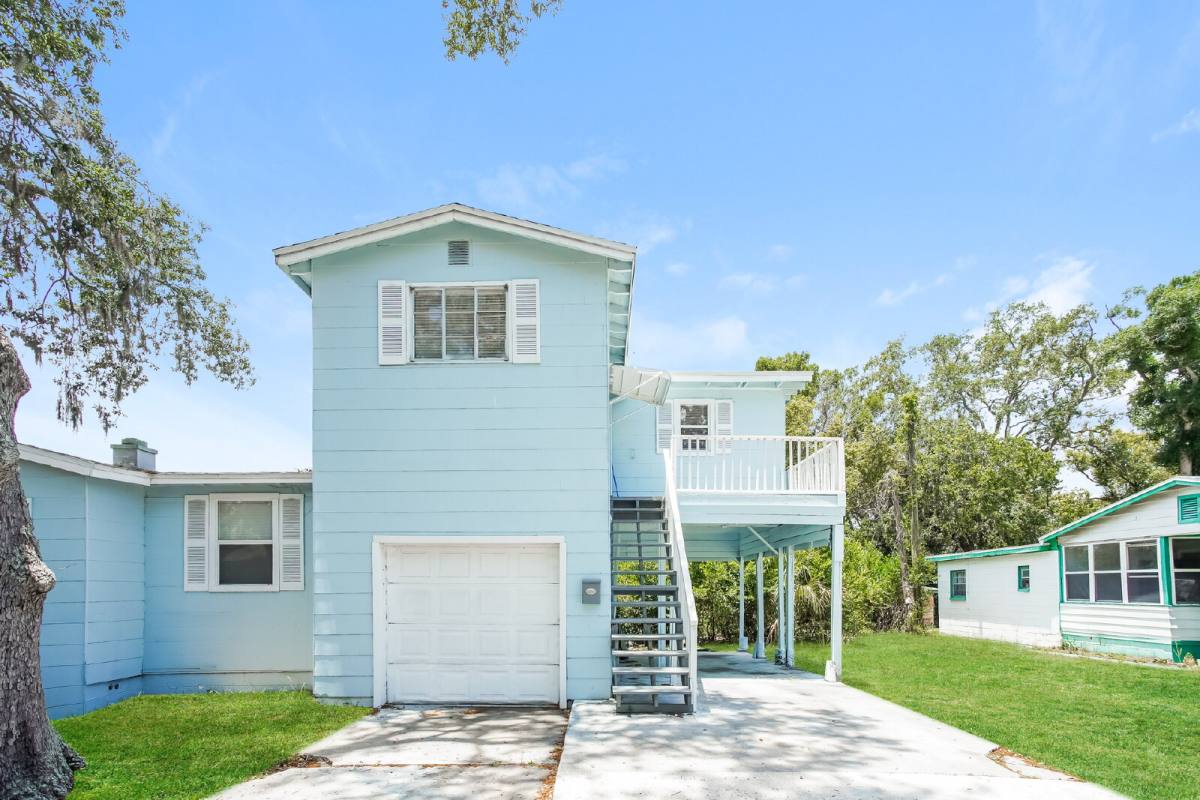 Apartment for rent at 2601 18th Ave S #B, Saint Petersburg, FL 33712
