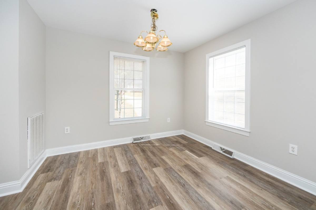House for rent at 814 King Arthur Dr, Gastonia, NC 28056