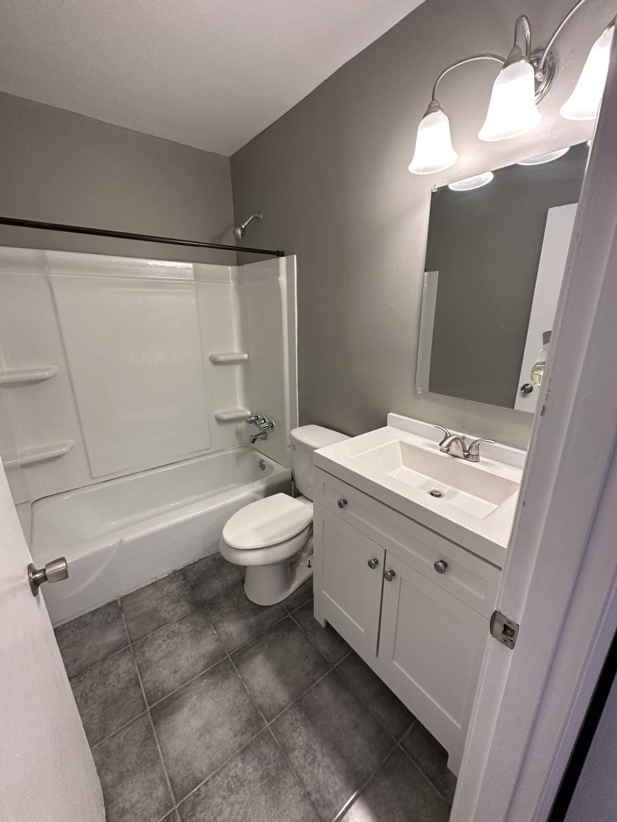 Apartment for rent at 10303 Torrington Rd #1, Louisville, KY 40272