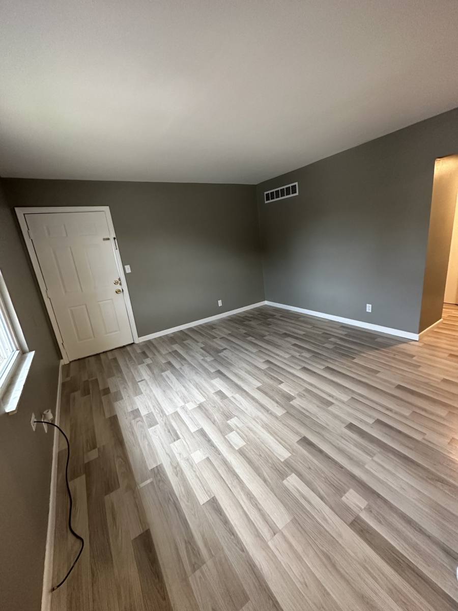 Apartment for rent at 10303 Torrington Rd #1, Louisville, KY 40272