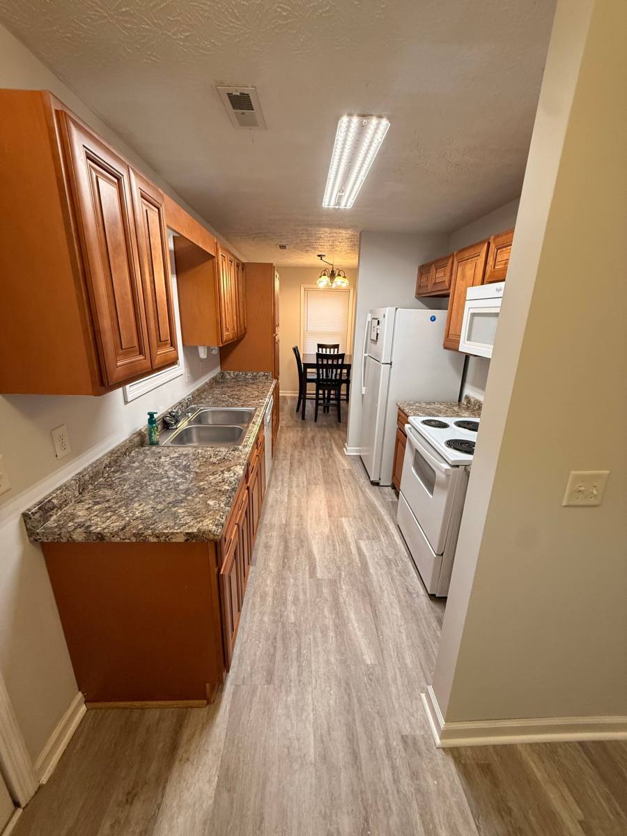 House for rent at 1003 Moulton St E, Decatur, AL 35601