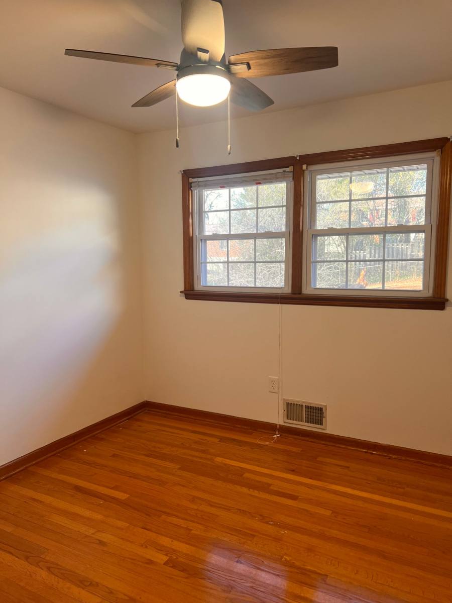 House for rent at 924 Claiborne Ave, Vinton, VA 24179