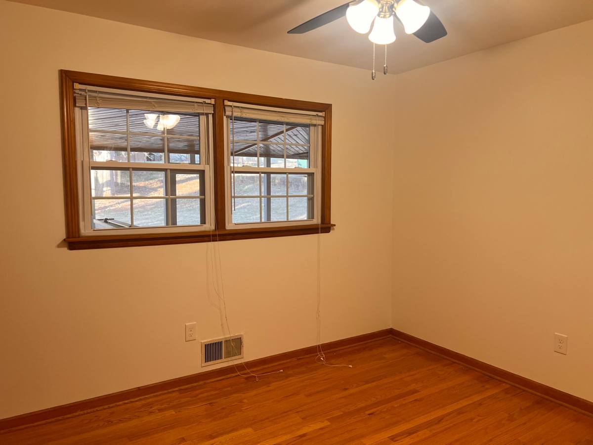 House for rent at 924 Claiborne Ave, Vinton, VA 24179