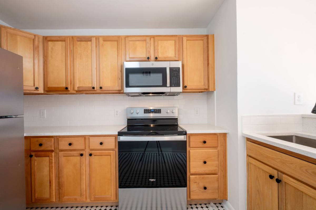 Apartment for rent at 1437 Lucile Ave SW #8, Atlanta, GA 30310