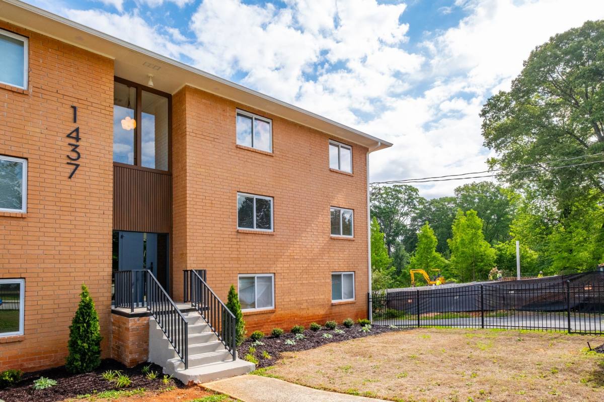 Apartment for rent at 1437 Lucile Ave SW #8, Atlanta, GA 30310