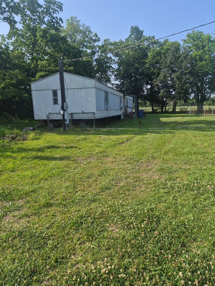 House for rent at 1006 Periou St, Breaux Bridge, LA 70517