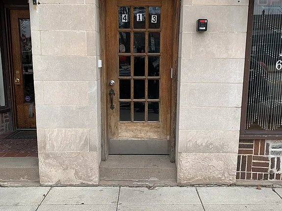 Apartment for rent at 413 Main St #21, Glen Ellyn, IL 60137