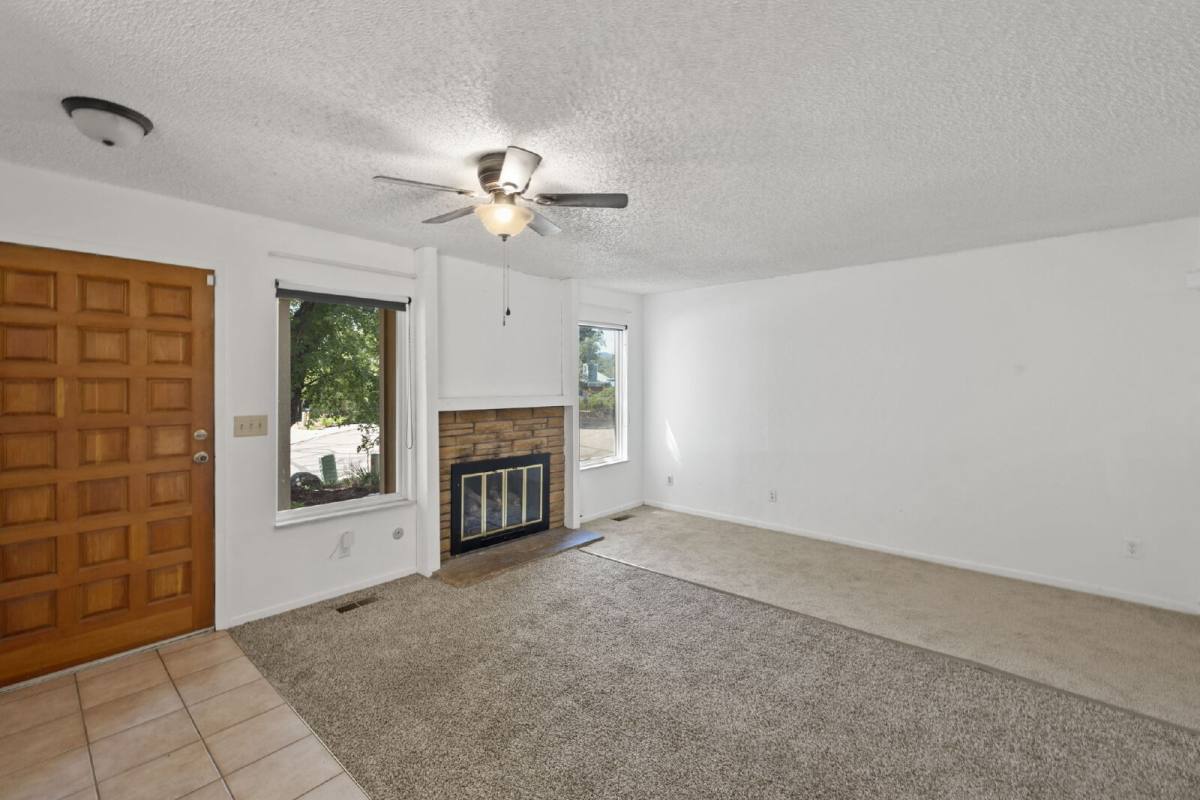 House for rent at 826 San Antonio Place, Colorado Springs, CO 80906