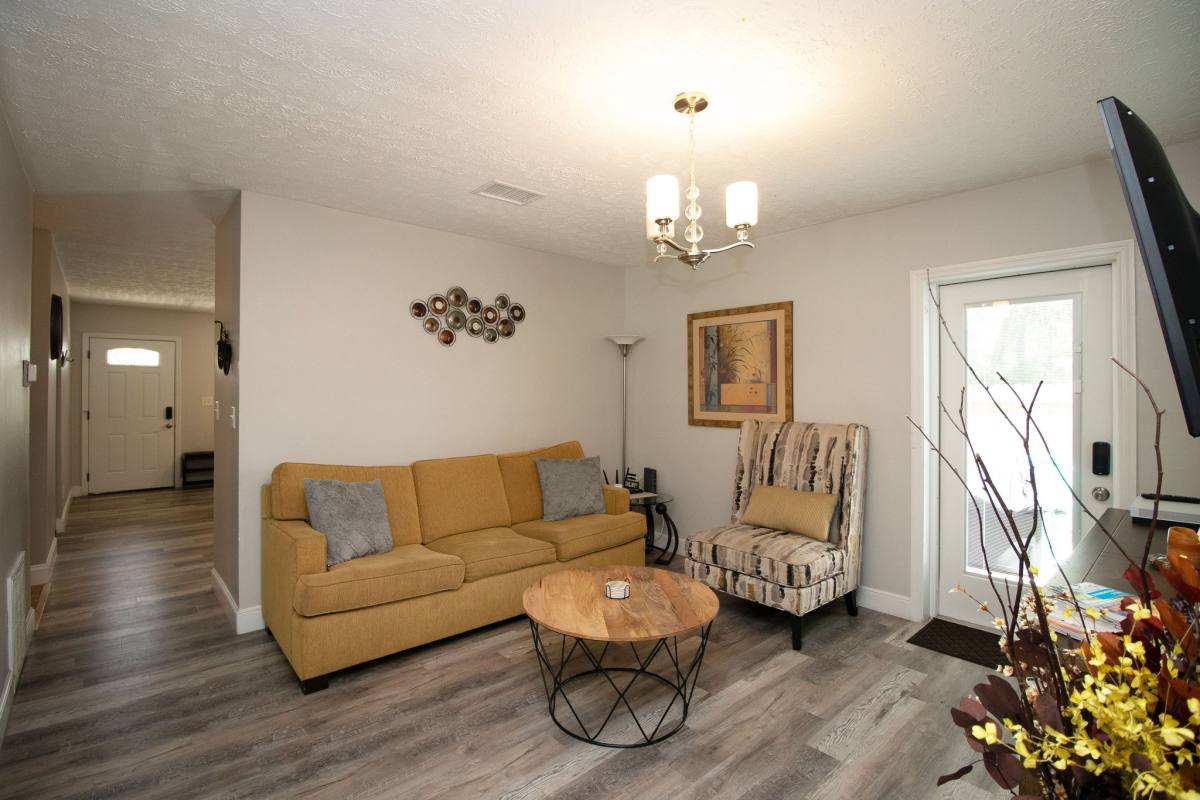 Apartment for rent at 1635 Gladys St 2, Largo, FL 33774