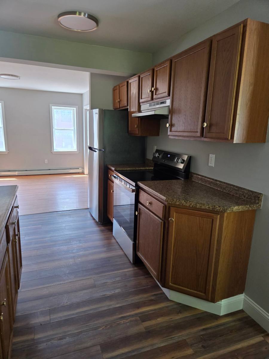 Apartment for rent at 61 Malletts Bay Ave #C, Burlington, VT 05401