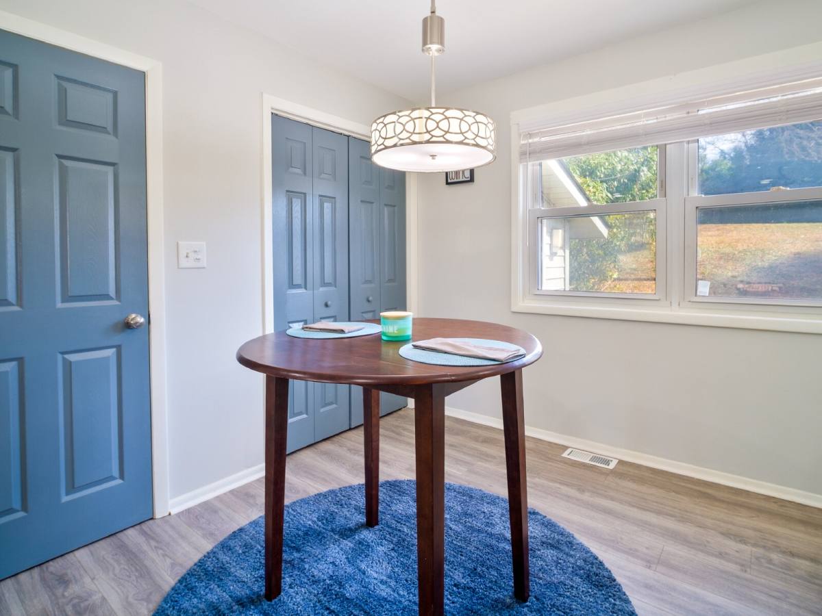 House for rent at 2515 Thornton Rd, Charlotte, NC 28208