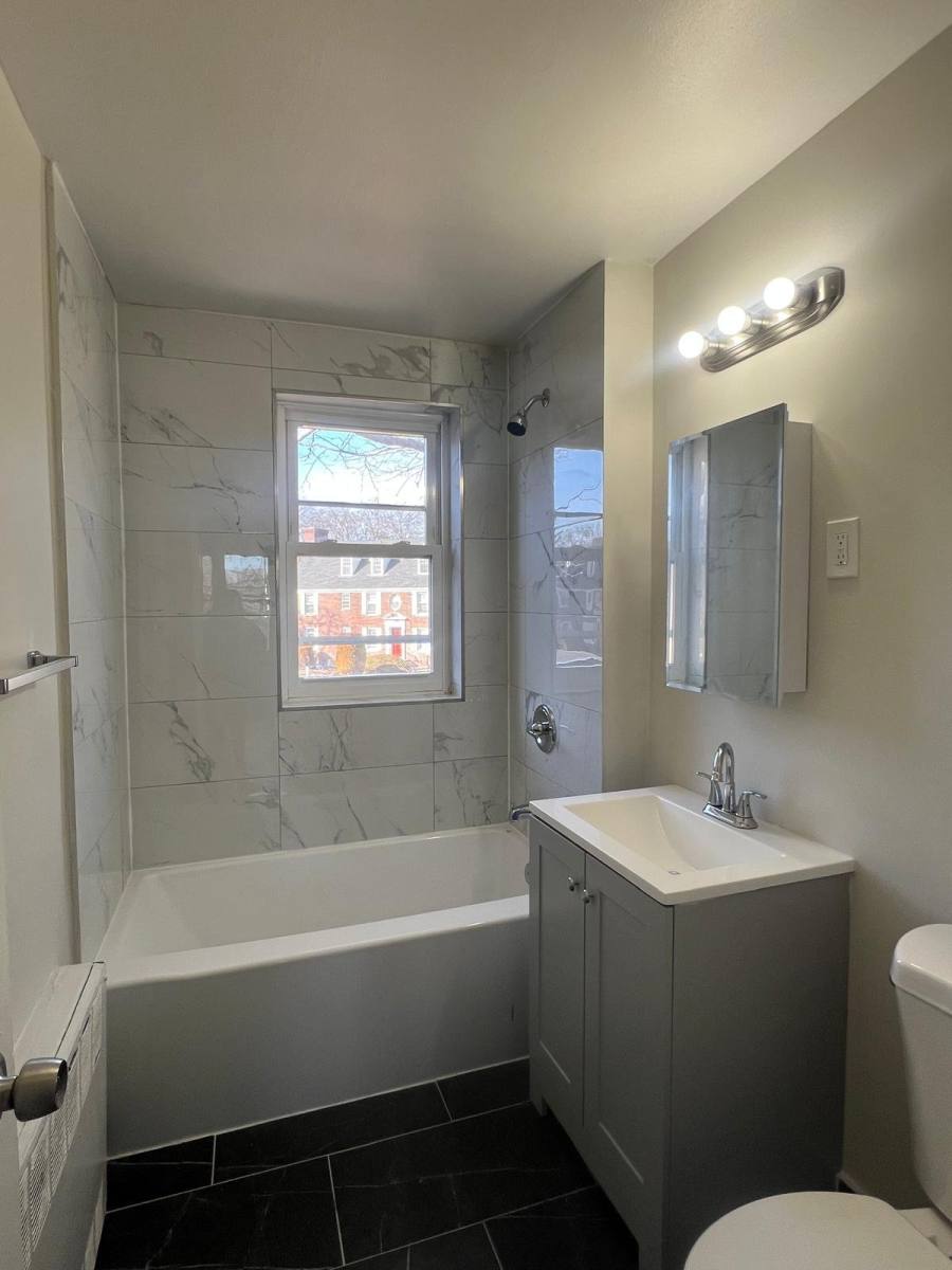 Apartment for rent at 676 Park Ave #19-2B, East Orange, NJ 07017