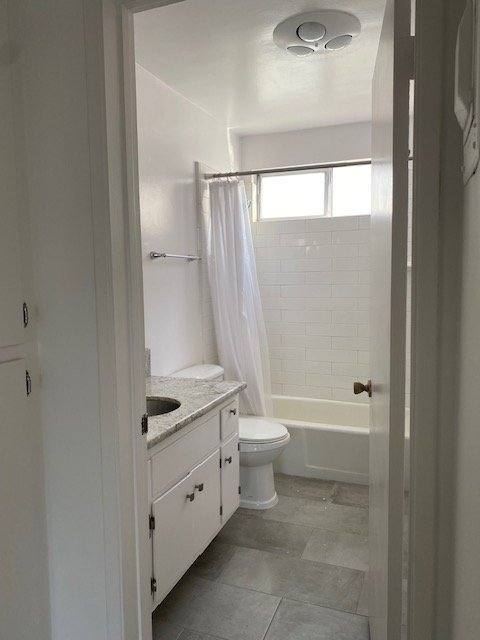 Apartment for rent at 1335 N Detroit St #312, Los Angeles, CA 90046