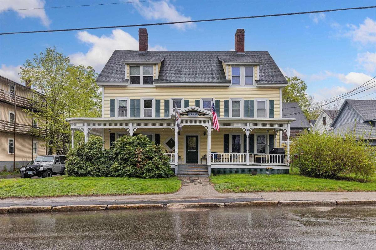 Apartment for rent at 236 Main St #2, Farmington, NH 03835