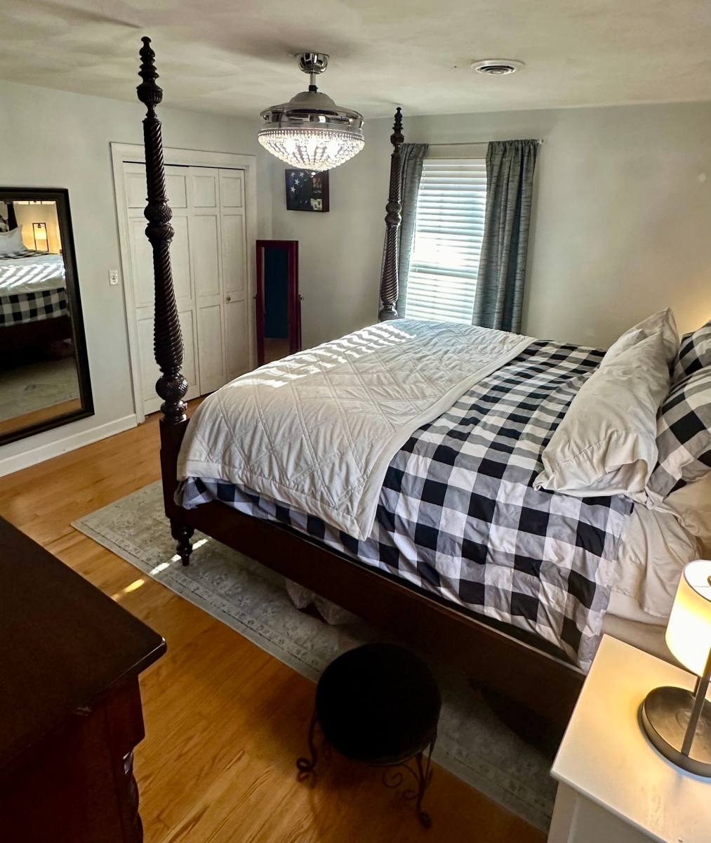 House for rent at 472 Beauregard Dr, Chesapeake, VA 23320