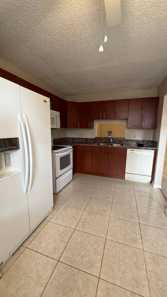 Condo for rent at 8011 Southgate Blvd #L1, Pompano Beach, FL 33068