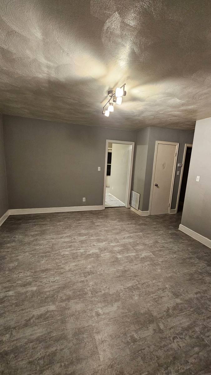 Apartment for rent at 1129 Forest Park Blvd NW #A, Roanoke, VA 24017