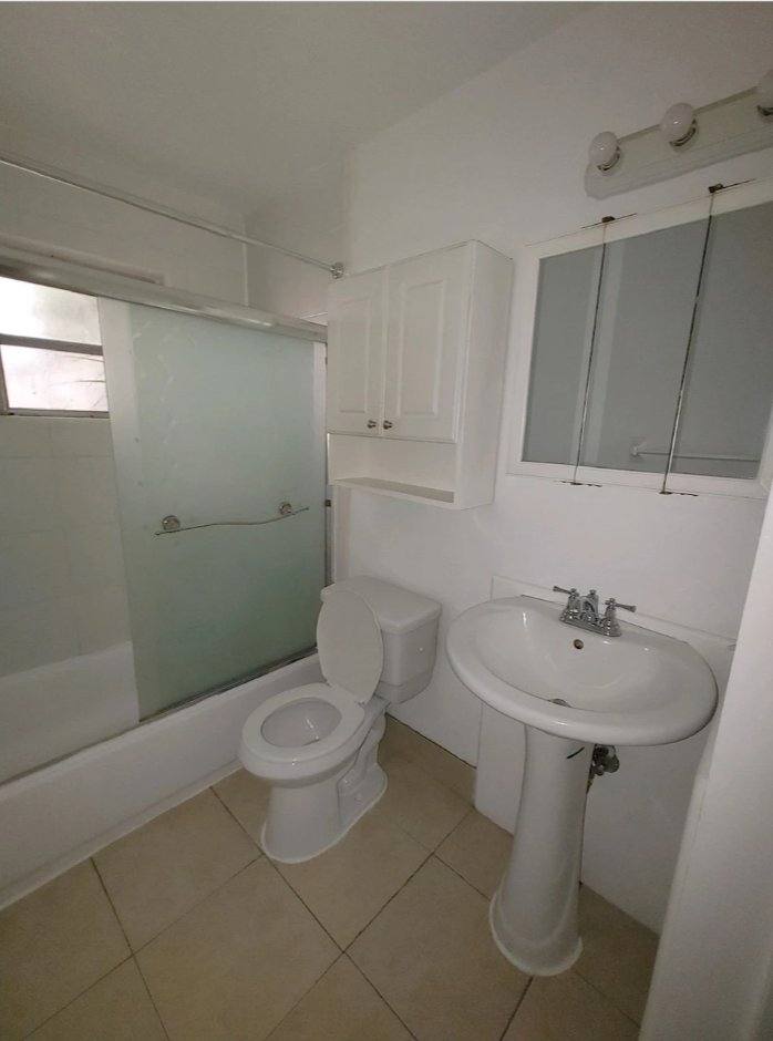 Apartment for rent at 4394 N Federal Highway 13, Fort Lauderdale, FL 33308