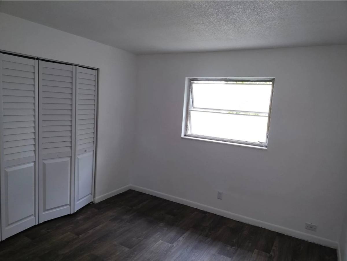 Apartment for rent at 4394 N Federal Highway 13, Fort Lauderdale, FL 33308