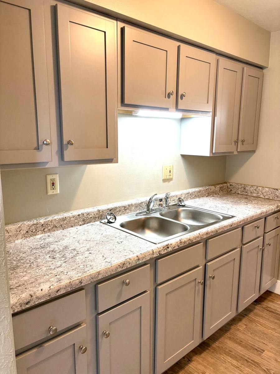 Apartment for rent at 4028 N Illinois Ave #4, Peoria Heights, IL 61616
