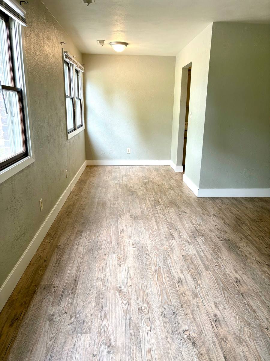 Apartment for rent at 4028 N Illinois Ave #4, Peoria Heights, IL 61616